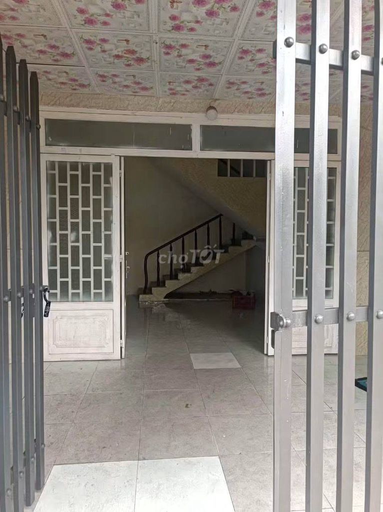 Nhà Trệt Lầu cho thuê, Phú Hòa, Thủ Dầu Một, 6 triệu/tháng