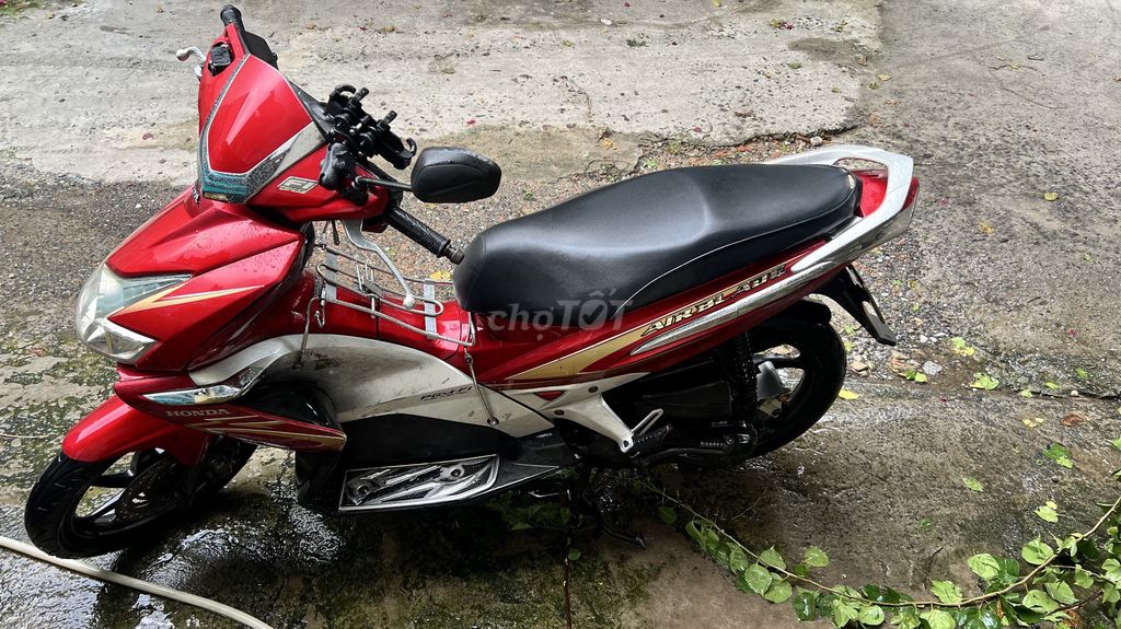 Honda Air Blade 110cc 2010 Красный б/у