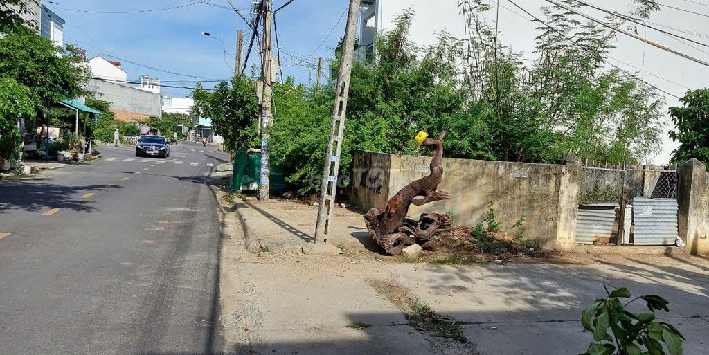 Bán lô góc mặt tiền Bùi Huy Bich Vĩnh Hòa cực đẹp