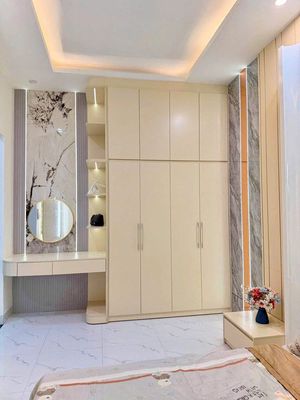 Rent · 3 bd · 100 м² · Quận Ngũ Hành Sơn, ул. Đường Phan Thúc Duyện