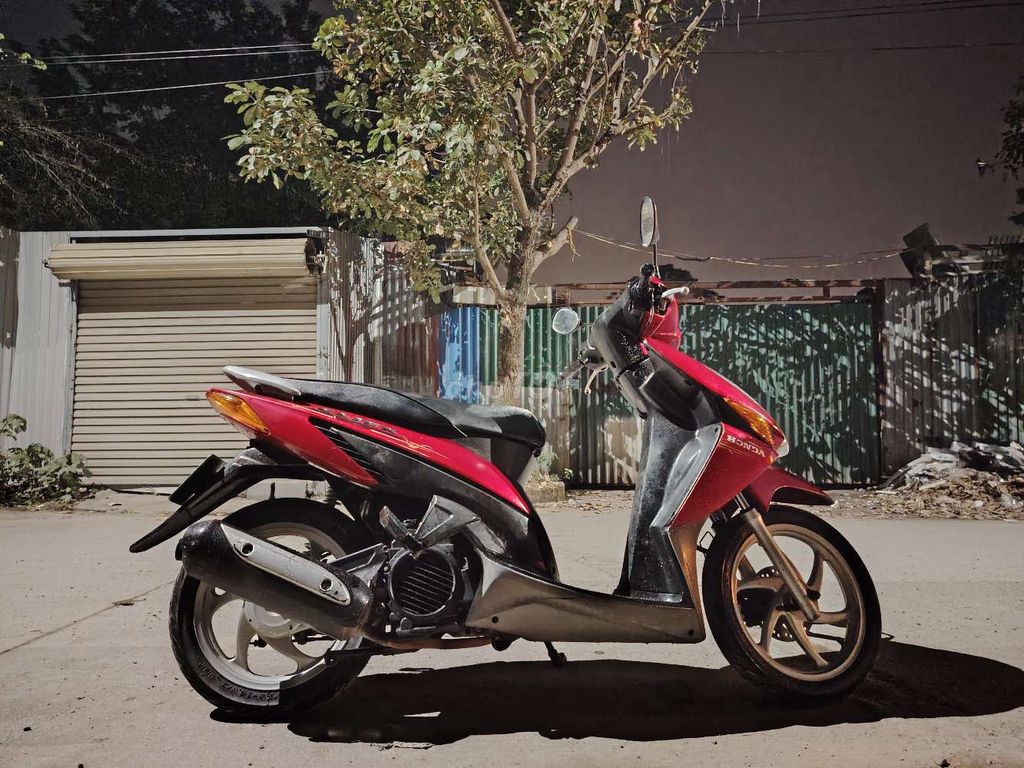 Honda Click 2012 Đỏ-Đen. Mua bán Xe máy tại Huyện Đông Anh Hà Nội được đăng bởi lính cứu hỏa hình 3