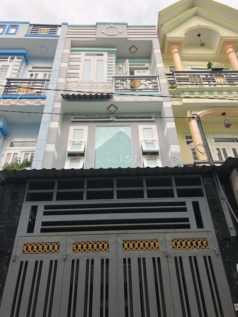 Rent · 3 bd · 30 м² · Quận 12, ул. Đường Tô Ký