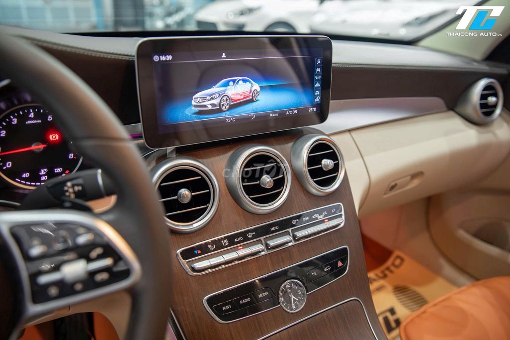 Mercedes C200 Exclusive 2020 - Quá Rẻ Quá Hợp Lý. Mua bán Ô tô tại Quận Gò Vấp Tp Hồ Chí Minh được đăng bởi Mr Vương otosieuluot hình 8