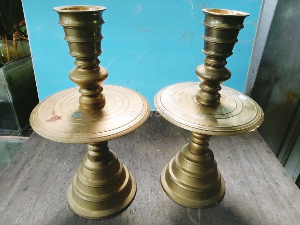 Đồng đèn đồng cũ để lâu lắm rồi 300K/ký. Mua bán Đèn tại Quận Cẩm Lệ Đà Nẵng được đăng bởi Triều hình 1