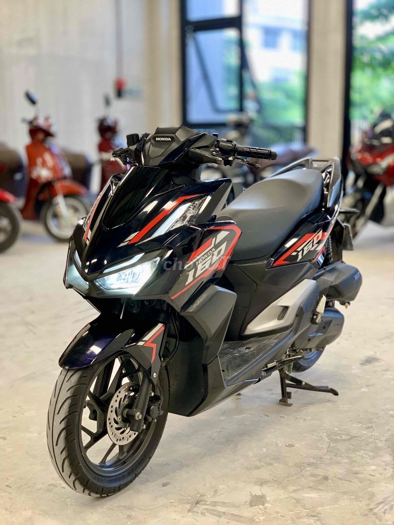 🔥 Honda Vario 160 2023 – Chính chủ đẹp zin BSTP 🔥. Mua bán Xe máy tại Thành phố Thủ Đức Tp Hồ Chí Minh được đăng bởi iMotorbike Khương Phan hình 3
