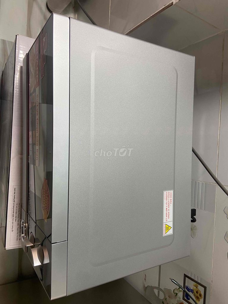 Lò vi sóng có nướng Sharp R-G302VN-S 23 lít