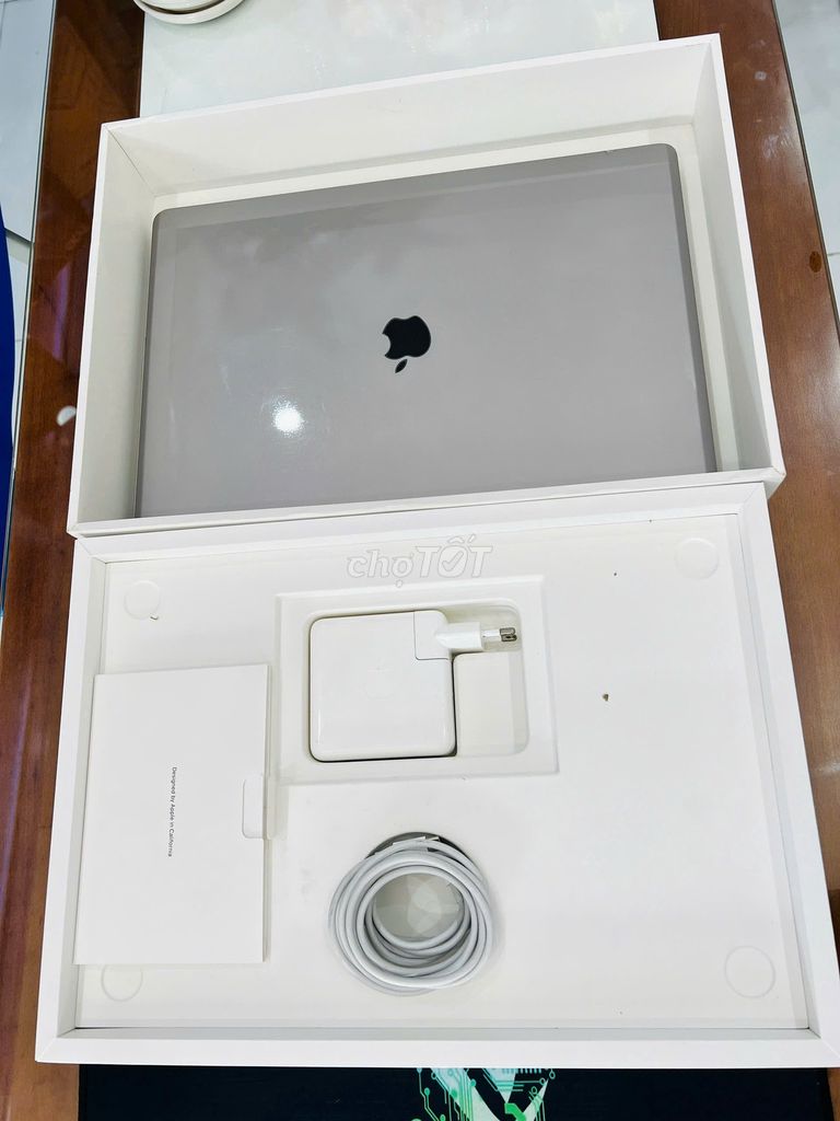 Apple MacBook Pro 2019 i9 16GB/1TB. Mua bán Laptop tại Thành phố Biên Hòa Đồng Nai được đăng bởi Nam Okacha hình 1