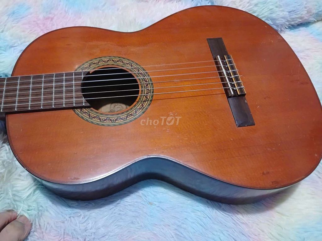 Đàn guitar Yamaha G-120 Nhật Bản. Mua bán Nhạc cụ tại Thành phố Thủ Dầu Một Bình Dương được đăng bởi Trần Anh hình 1