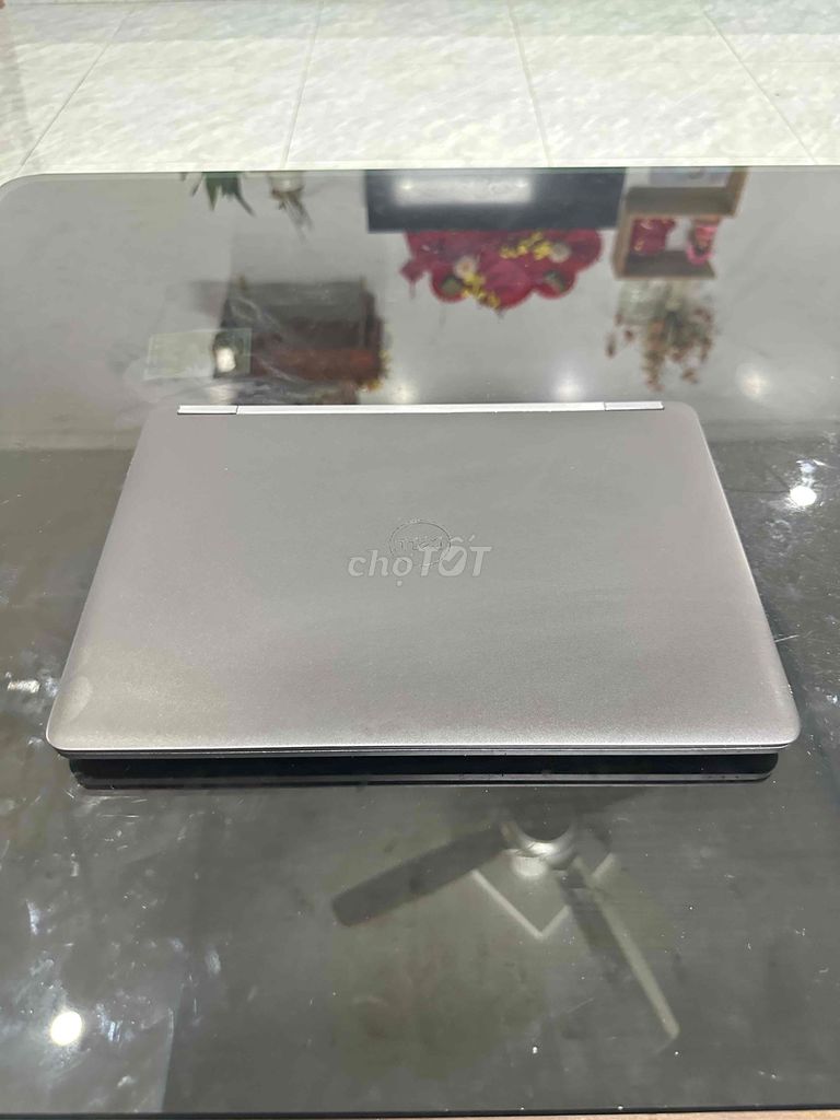 Dell Latitude 7270 i7-6600U 12.5 inch 8GB/256GB. Mua bán Laptop tại Huyện An Dương Hải Phòng được đăng bởi Nguyễn Ngọc cường  hình 1