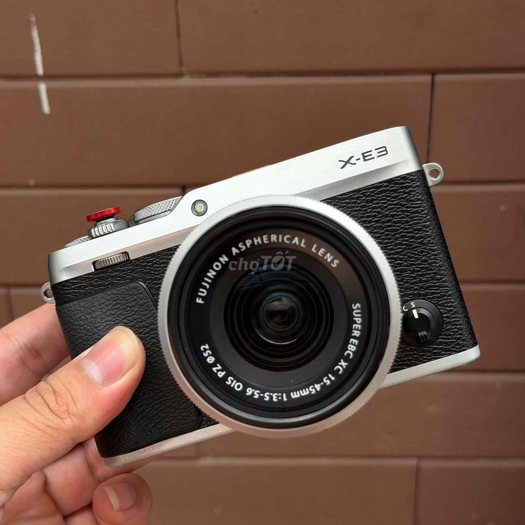 Máy ảnh Fujifilm X-E3 kèm XC 15-45 như mới. Mua bán Máy ảnh, Máy quay tại Quận Hai Bà Trưng Hà Nội được đăng bởi Quang Huy hình 1