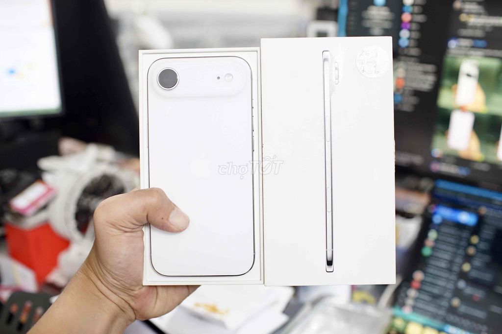 iPhone Air 256GB Trắng - chính hãng VN sạc 4 lần. Mua bán Điện thoại tại Quận 5 Tp Hồ Chí Minh được đăng bởi Lê Trọng Tấn hình 1