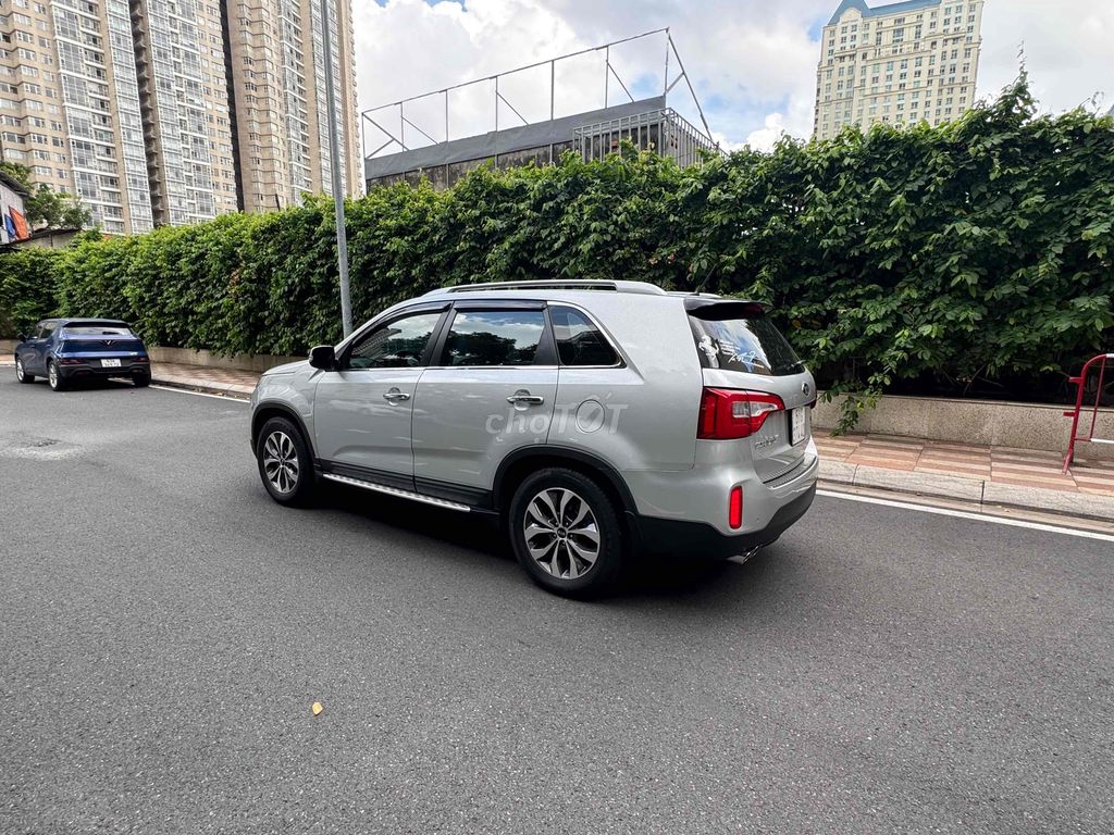 Kia Sorento 2017 2WD 2.4 GAT - 40000 km. Mua bán Ô tô tại Thành phố Thủ Đức Tp Hồ Chí Minh được đăng bởi Long hình 3