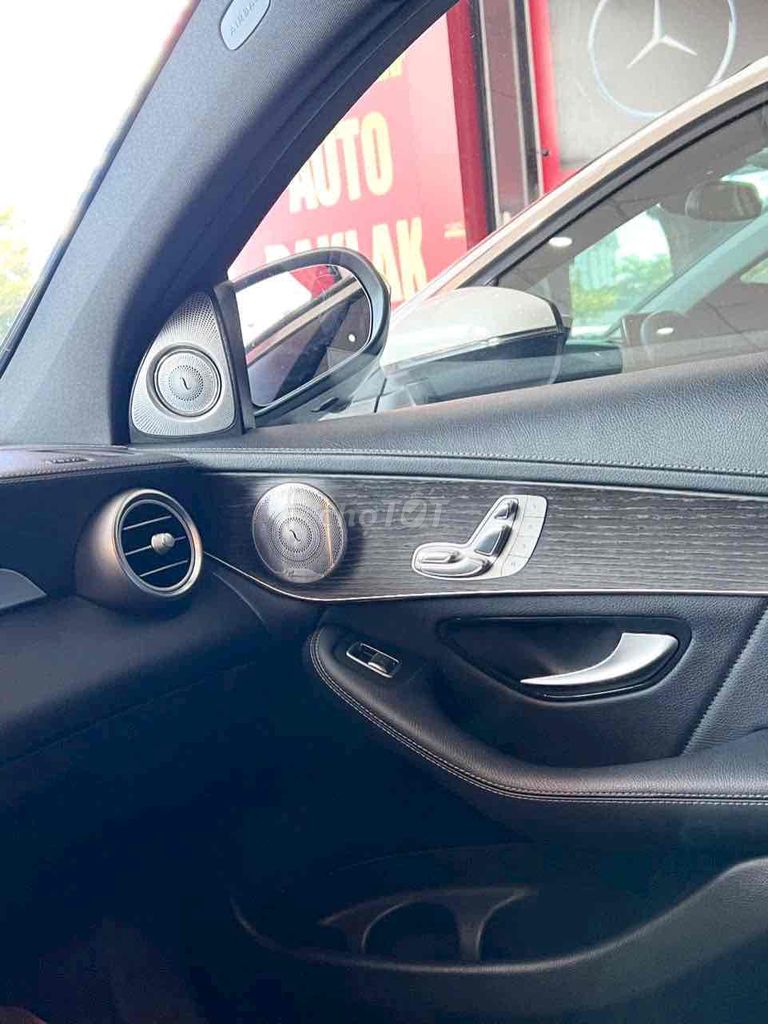 Mercedes Benz GLC 300 Coupe dk 2020