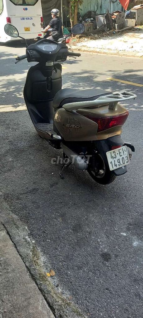 Cần bán xe Lead chân chống điện 2013. Mua bán Xe máy tại Quận Sơn Trà Đà Nẵng được đăng bởi chính chủ hình 8