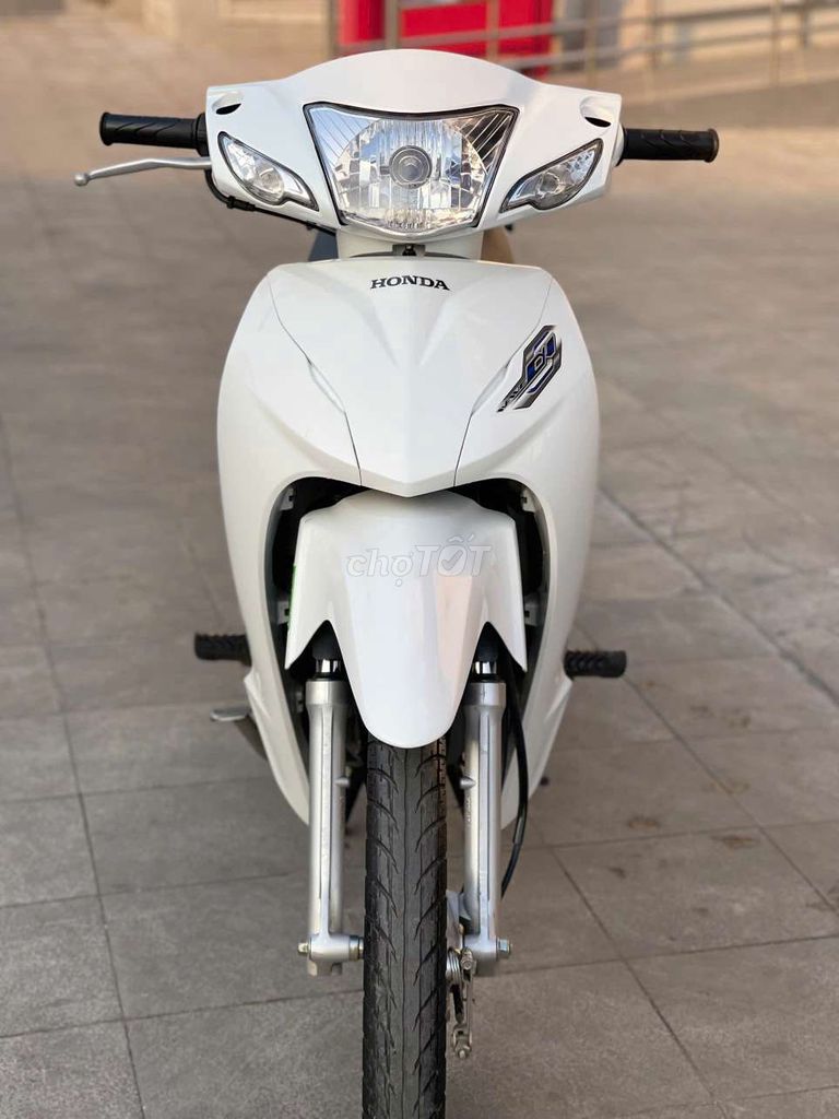 Honda Wave Alpha 110cc 2023, отличное состояние, родной мотор, номера Ханоя