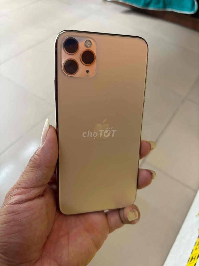 Apple iPhone 11 Pro Max Vàng zill all. Mua bán Điện thoại tại Quận Đống Đa Hà Nội được đăng bởi Phạm Duy Đức hình 1
