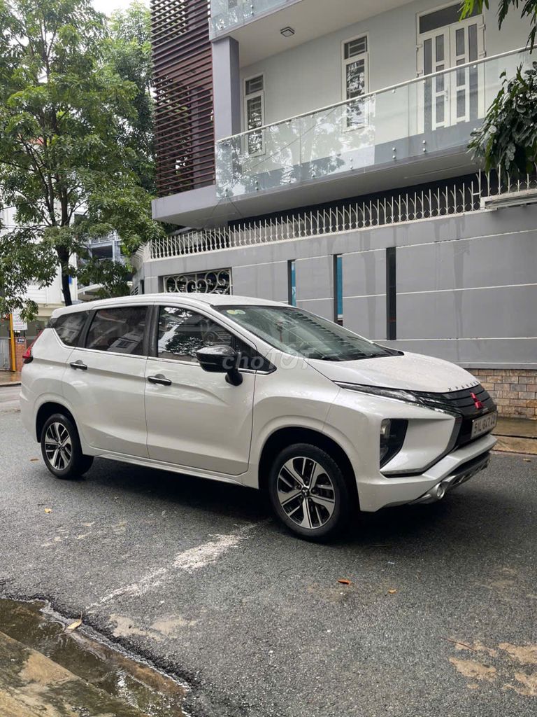 Mitsubishi Xpander 2019 1.5 AT LƯỚT CHÍNH. Mua bán Ô tô tại Quận Bình Tân Tp Hồ Chí Minh được đăng bởi XE MỚI VÀ QUA SỬ DỤNG CHÍNH HÃNG hình 1