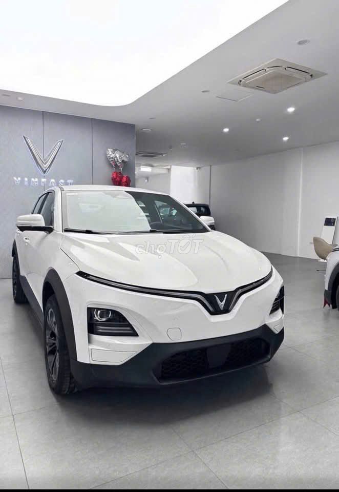 VinFast VF6 50tr получает 100% новый автомобиль
