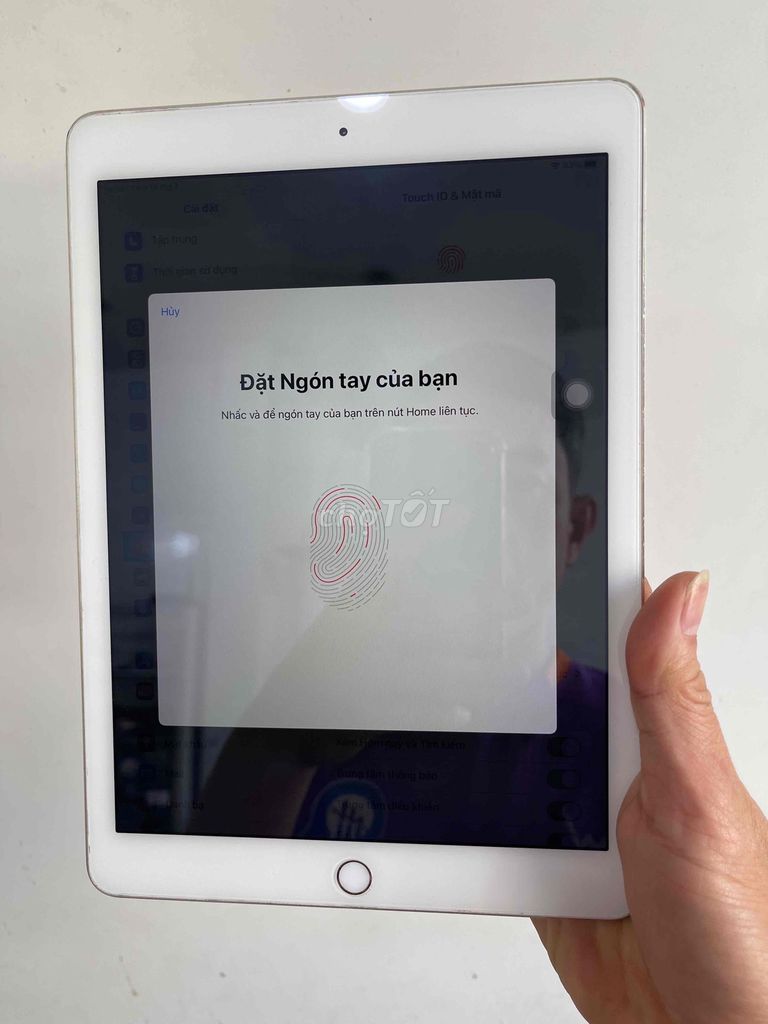 iPadGen6 Bạc32gb máy full cn ios cao tải ok. Mua bán Máy tính bảng tại Quận Hải Châu Đà Nẵng được đăng bởi phan văn hiệp hình 1