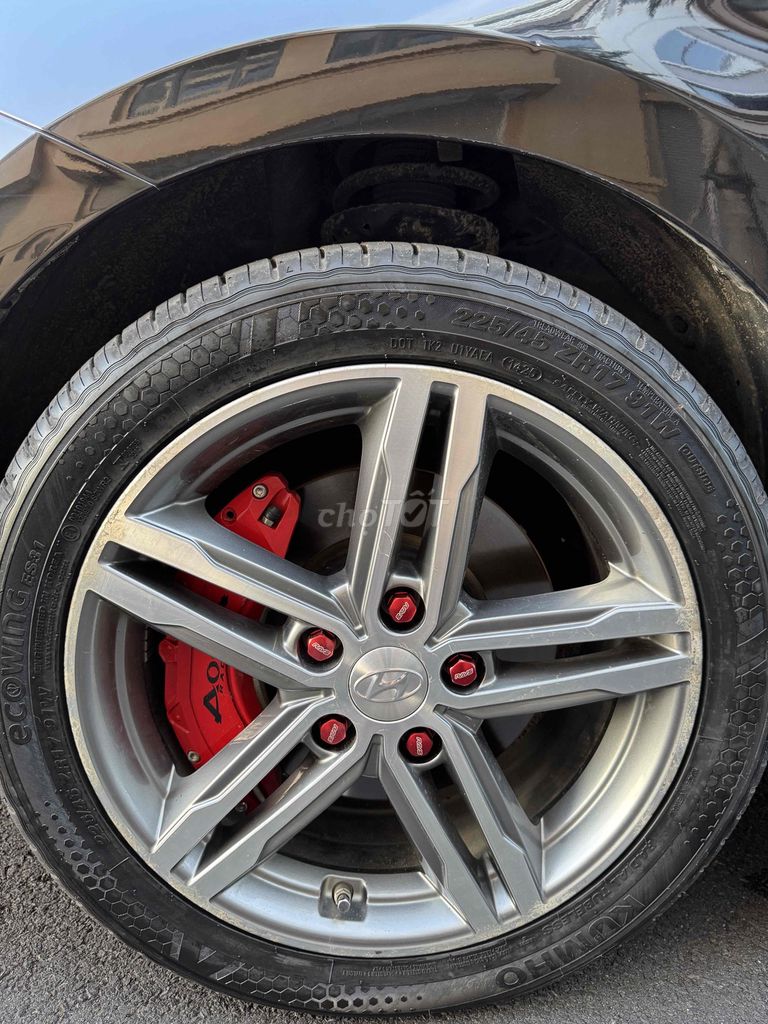 Hyundai Elantra 2019 1.6AT Sport - 50000 km. Mua bán Ô tô tại Thành phố Tuy Hòa Phú Yên được đăng bởi Quang Huynh hình 5