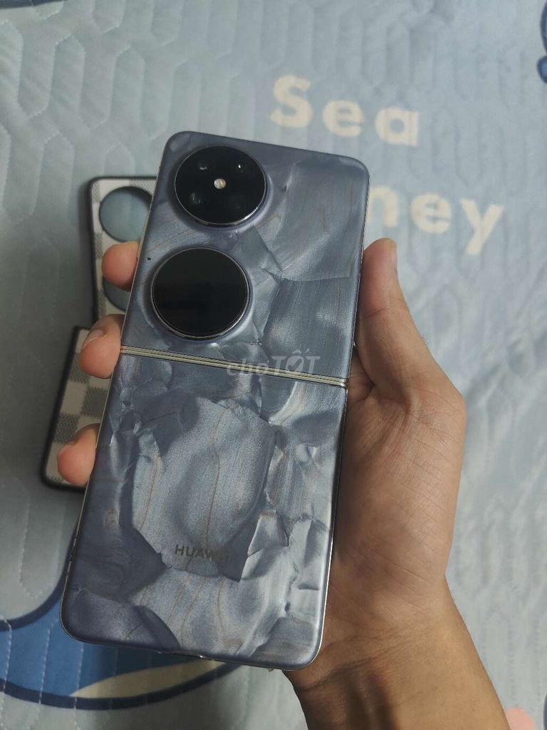 Huawei Pocket 2 Xám Đã sử dụng. Mua bán Điện thoại tại Quận Cầu Giấy Hà Nội được đăng bởi oneduck307 hình 1