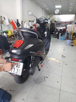 Xe máy điện EVO 200 màu đen mới 99%. Mua bán Xe điện tại Quận Ninh Kiều Cần Thơ được đăng bởi Dương Thành Lộc LP