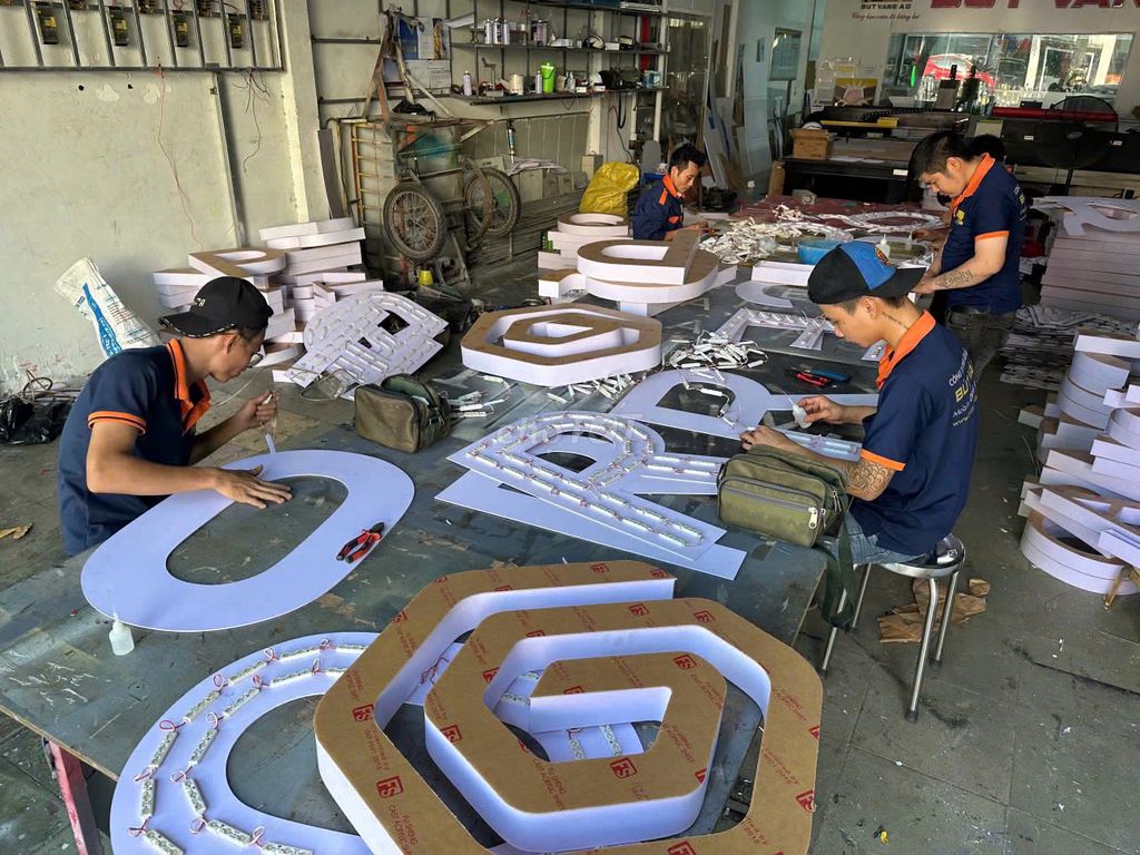 [GÒ VẤP] TUYỂN THIẾT KẾ, THỢ THI CÔNG CÓ CHỖ Ở. Việc làm tại Quận Gò Vấp Tp Hồ Chí Minh được đăng bởi CT QUANG CAO BUT VANG hình 2