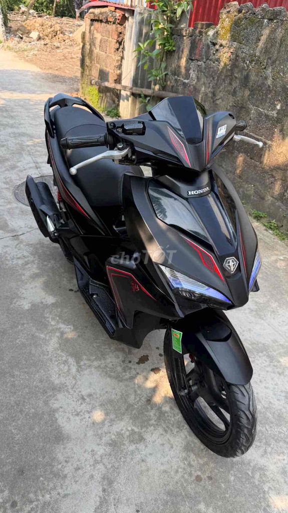 Honda Air Blade 2018 юбилейная черная