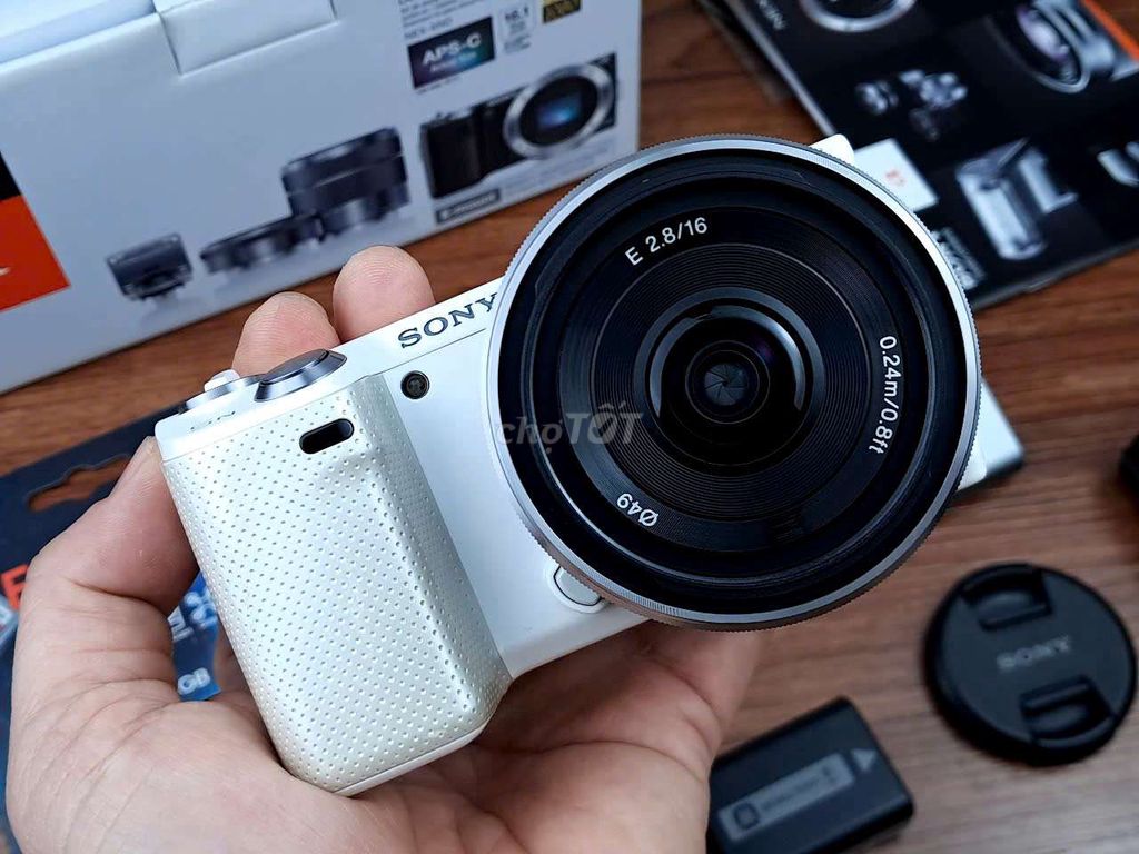 Sony Nex 5N White + Lens