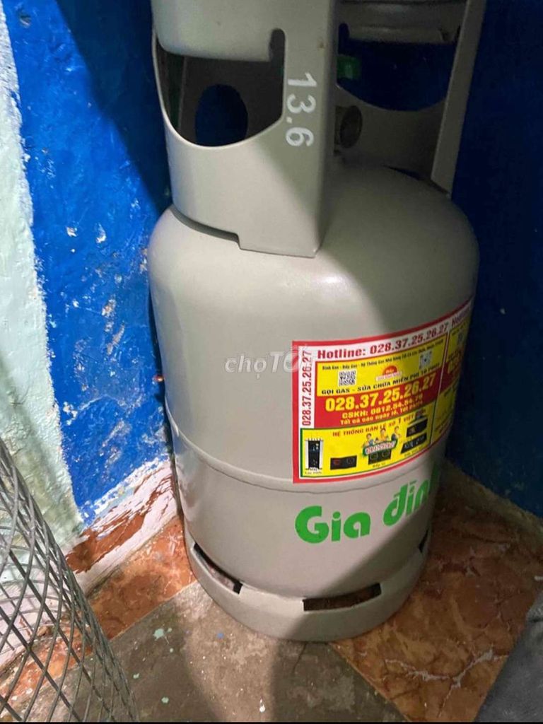Thanh lý bộ bếp gas và bình gas có van dây sài tốt