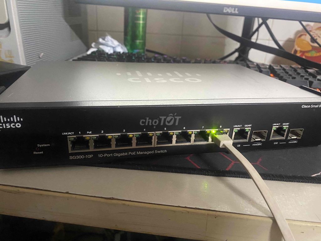 Switch poe cisco sg300-10p và tplink 24p sài tốt