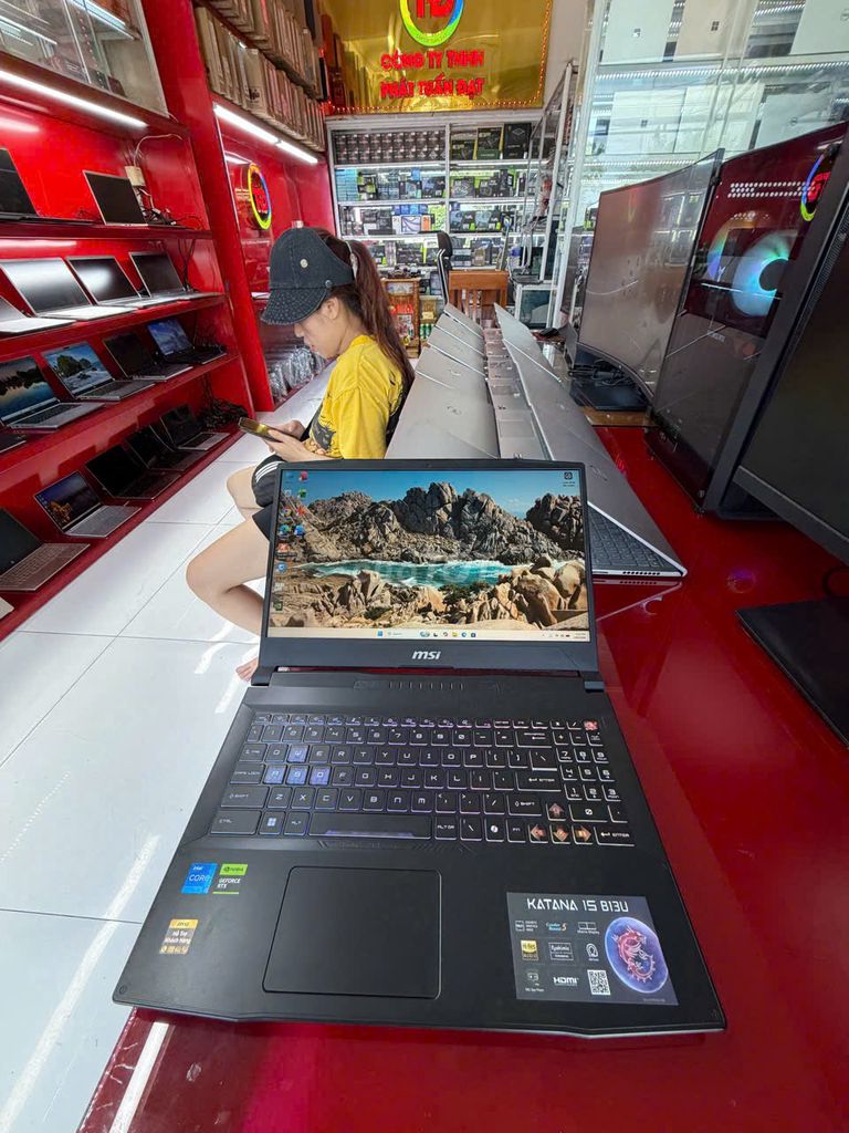 MSI KATANA 15 B13U i5-13500H 16GB/1TB RTX 3050. Mua bán Laptop tại Quận Thanh Khê Đà Nẵng được đăng bởi LAPTOP TUẤN ĐẠT  hình 1