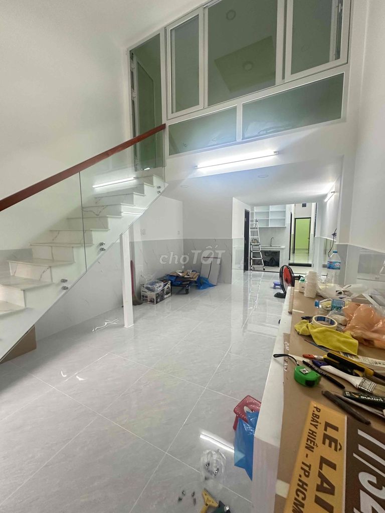 Новый дом в переулке Бау Кат, район 12, Танбинь. Площадь: 3,7 x 18 м, 1 этаж + антресоль, 13 млн