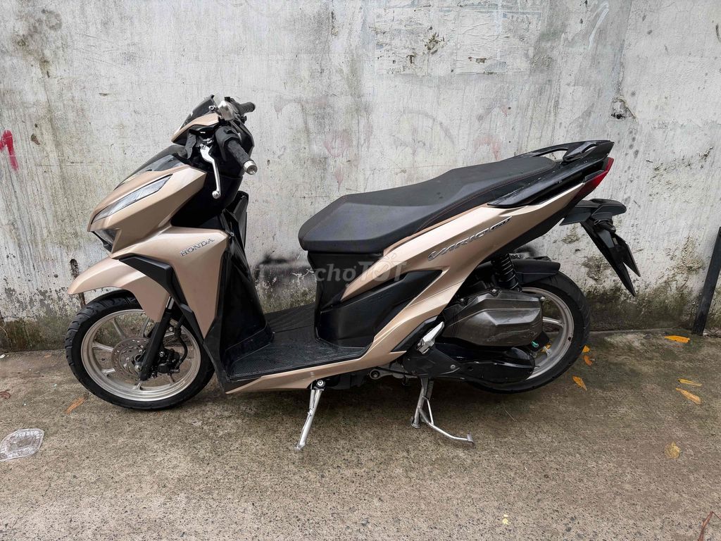 Honda Vario 150 2021 золотой