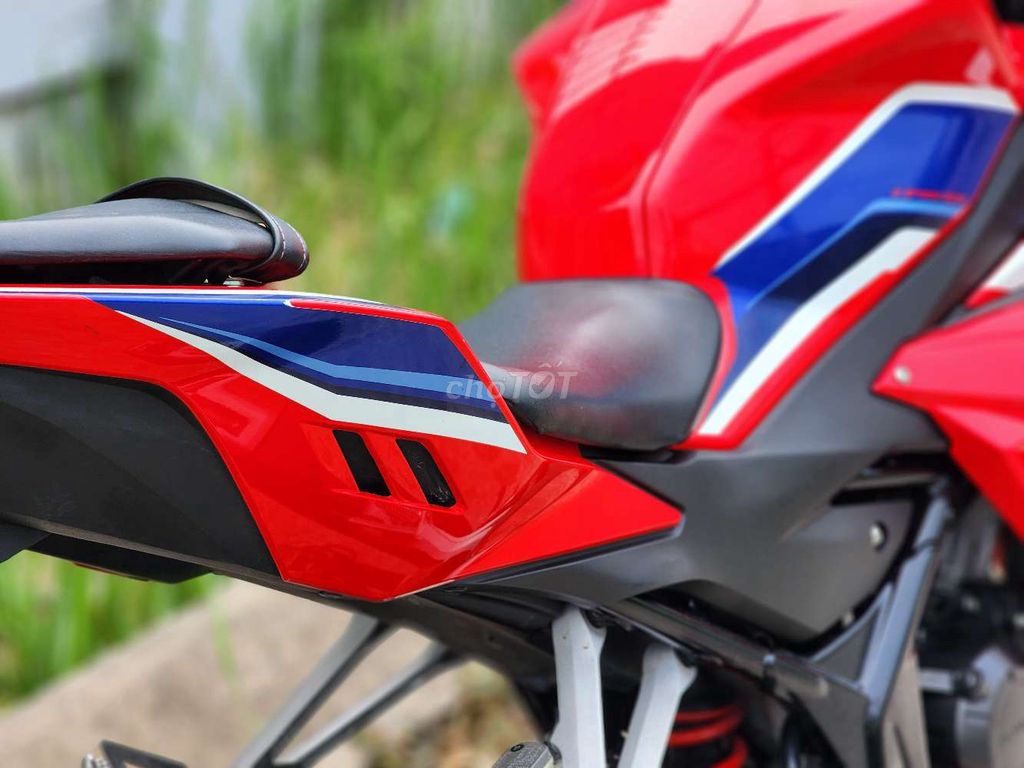 CBR150R 2022 new 99% 170km mới keng. Mua bán Xe máy tại Huyện Nhà Bè Tp Hồ Chí Minh được đăng bởi Yên Trí Motor Nhà Bè hình 13