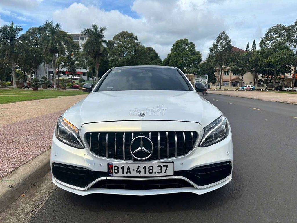 Mec C200 model 2018 hộp số 9 cấp. Mua bán Ô tô tại Thành phố Buôn Ma Thuột Đắk Lắk được đăng bởi Mr Nhật hình 2