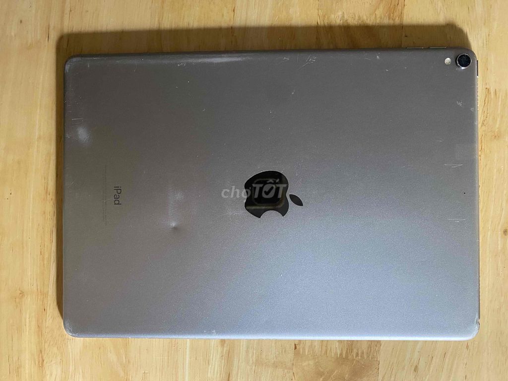 Apple iPad Pro 10.5 256GB Xám Hỏng màn hình. Mua bán Máy tính bảng tại Quận Bắc Từ Liêm Hà Nội được đăng bởi Duy Hưng Nguyễn hình 1