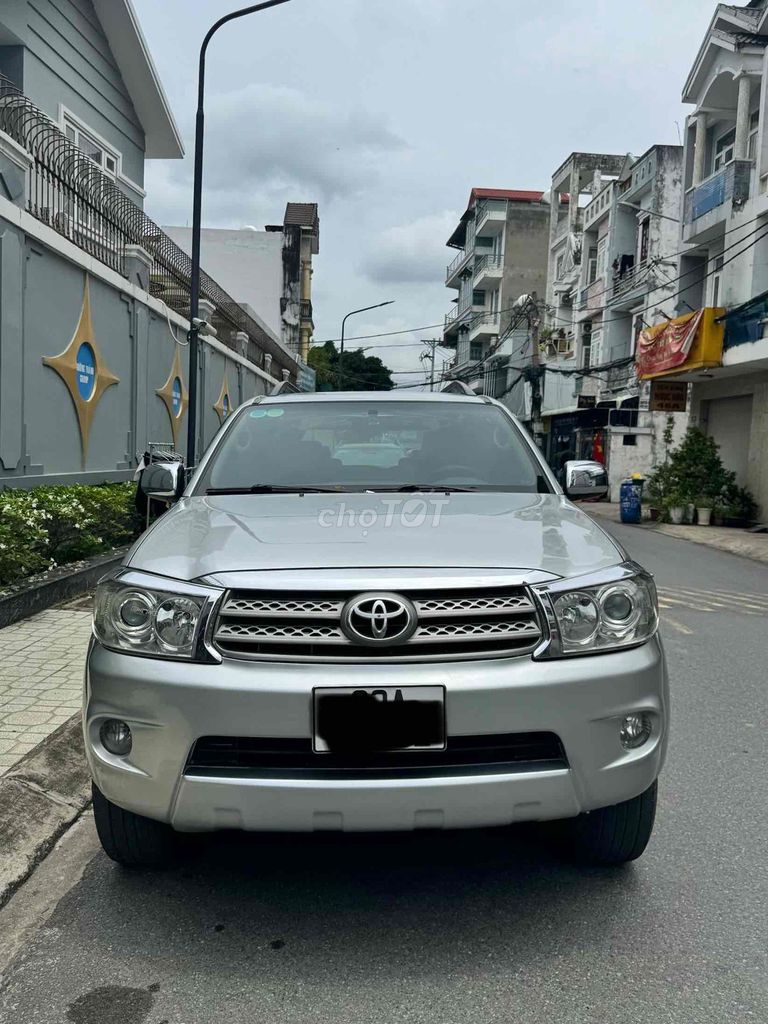 Toyota Fortuner 2011 2.5G 1 Chủ Từ Đầu Cần Bán. Mua bán Ô tô tại Huyện Hóc Môn Tp Hồ Chí Minh được đăng bởi Huy Phát hình 1