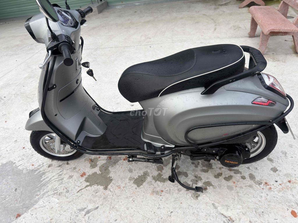 Vespa 50 cc 2025 мало пробег документы на владельца
