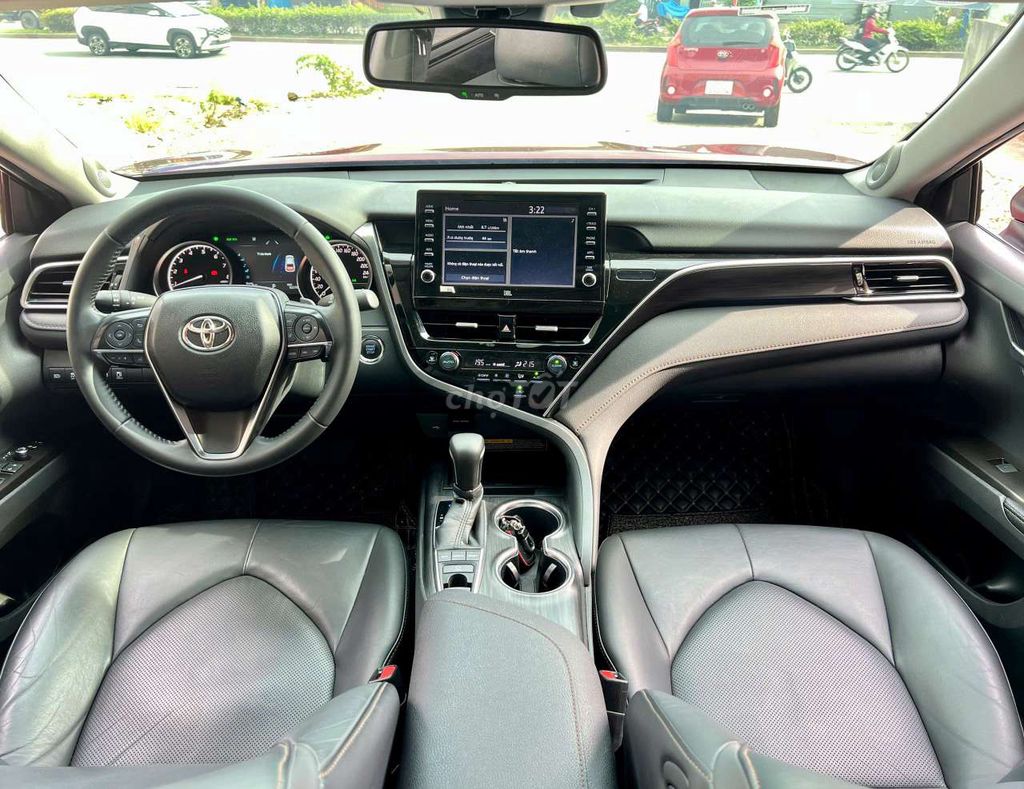 Toyota camry 2.0Q 2022. Mua bán Ô tô tại Thành phố Thủ Dầu Một Bình Dương được đăng bởi Quốc việt  hình 8