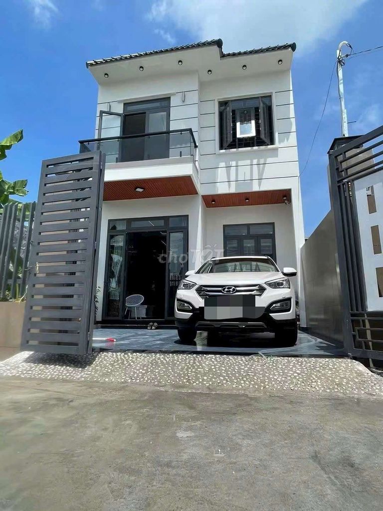BánBiệt thự giápQ12 6*21m full nội thất3pn3wc 2xẹc ngắnDT4 Giá5tỷ900tr