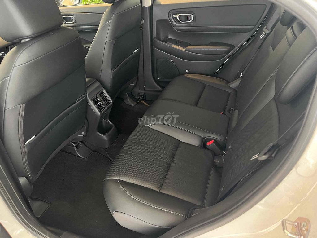 Honda HR-V 2025 G, vay ngân hàng bao đậu. Mua bán Ô tô tại Quận 7 Tp Hồ Chí Minh được đăng bởi SHOWROOM HONDA ÔTÔ QUẬN 7 hình 10