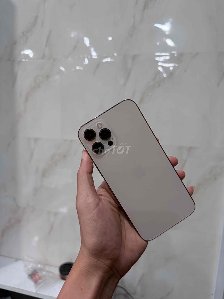 Apple iPhone 12 Pro Max 128GB Vàng Đã sử dụng. Mua bán Điện thoại tại Huyện Châu Đức Bà Rịa - Vũng Tàu được đăng bởi Lê Quang Sáng hình 1