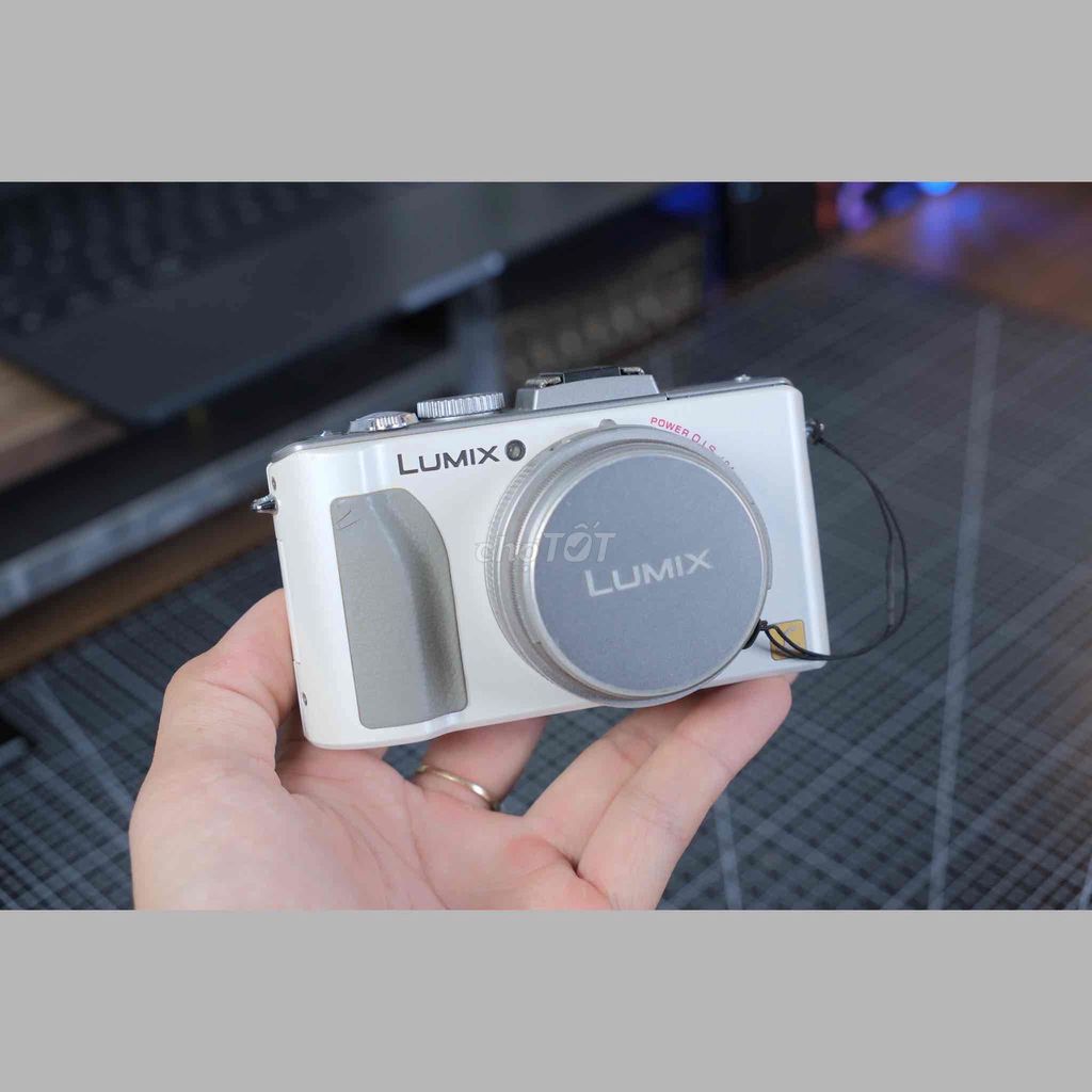 Máy ảnh Panasonic Lumix LX5 màu Trắng. Mua bán Máy ảnh, Máy quay tại Huyện Thống Nhất Đồng Nai được đăng bởi Babybun hình 1
