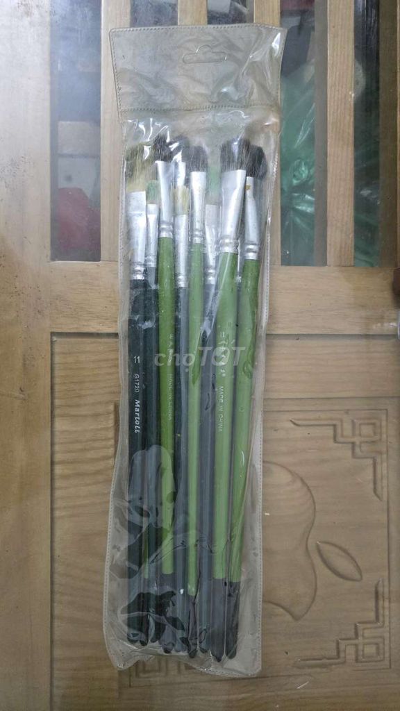 Bộ cọ vẽ Lông chồn 12 bút vẽ sơn dầu. Mua bán Sở thích khác tại Quận Hoàng Mai Hà Nội được đăng bởi Tram Nguyen hình 1