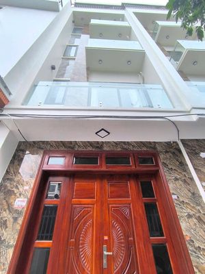 Ngay Aeon - Cổ Linh. Nhà mới toanh 35m x 5tầng, oto VF5 vào nhà .. Mua bán nhà ở tại Quận Long Biên Hà Nội được đăng bởi Dũng PHỐ ĐÔNG 