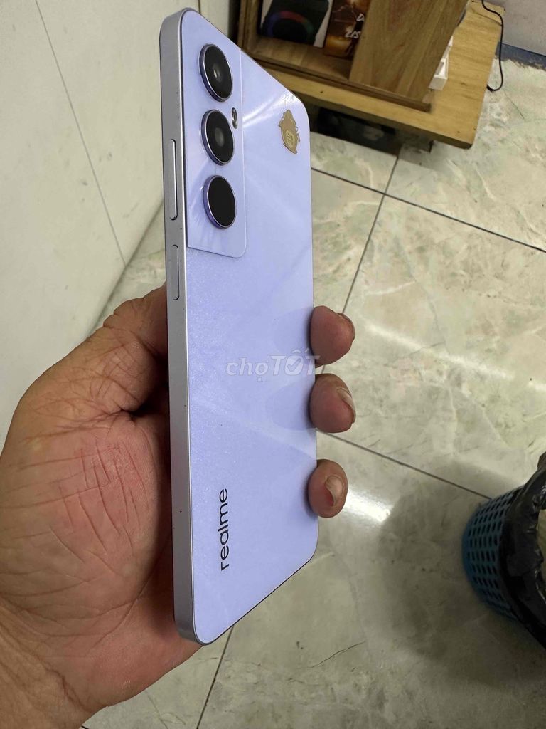 Realme C65 Tím. Mua bán Điện thoại tại Quận 12 Tp Hồ Chí Minh được đăng bởi hà lâm hình 1