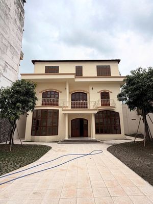 Nhà phố 750 m² · 2 PN · Đường Hồ Biểu Chánh
