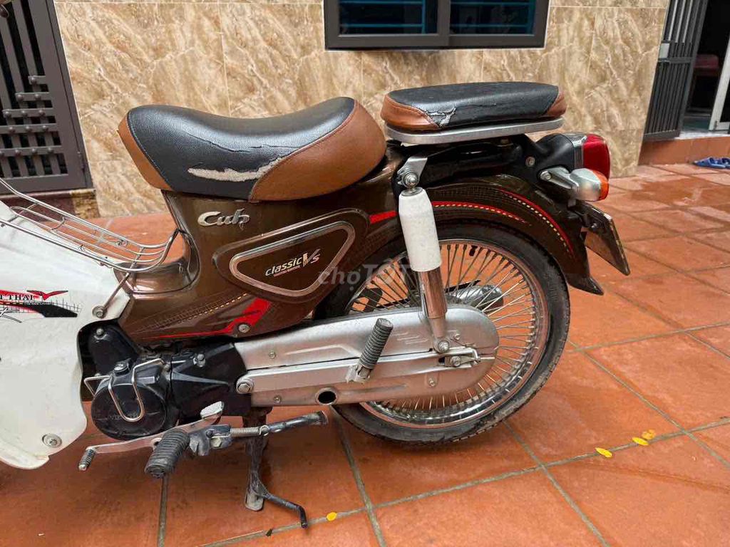 e bán xe cúp 50cc xe còn rất đẹp đời cao đèn lead. Mua bán Xe máy tại Quận Long Biên Hà Nội được đăng bởi Nguyen Chung hình 3