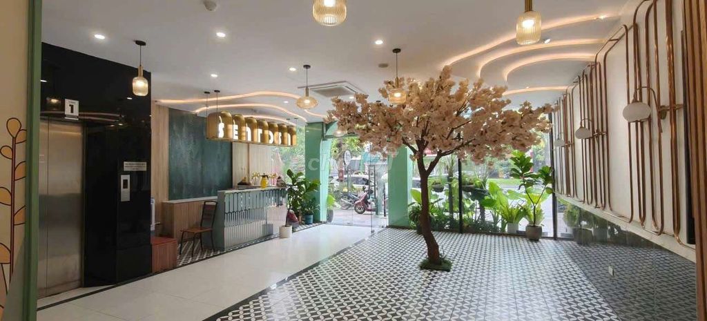 TOÀ NHÀ 1002*8 TẦNG MẶT PHỐ NGUYỄN VĂN HUYÊN, CẦU GIẤY, chỉ 125 triệu - ảnh 4
